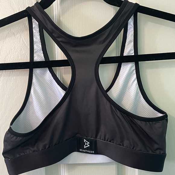 PSD Beast Mode Sports bra - Black Cat Eyes - Large - never worn - Picture 3 of 3